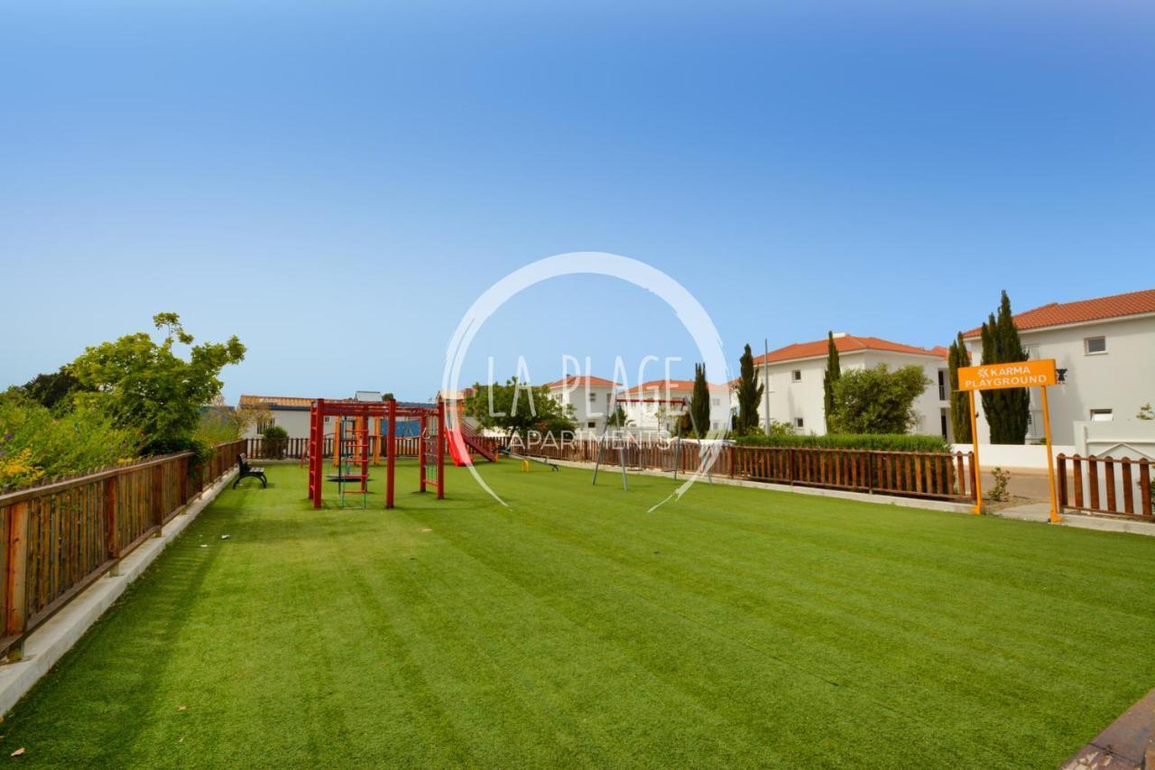 ♥ Sunny&Cozy Family Apartment ★ Walk To The Beach☼ Paralimni Exterior photo